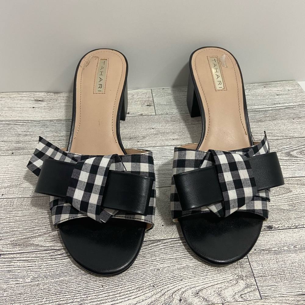 TAHARI SLIP ON SHOES. THESE SKUFFS ARE CUTE AND ADORABLE WITH GINGHAM & A BOW. - Picture 8 of 8